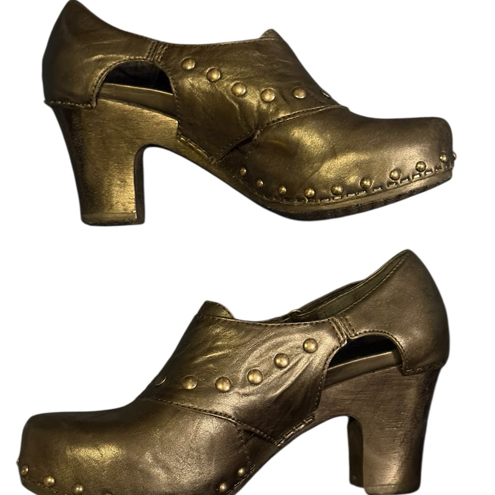 Dansko Ryder Leather Studded Block Heel Clogs Women's  US 8.5-9 / EU 39